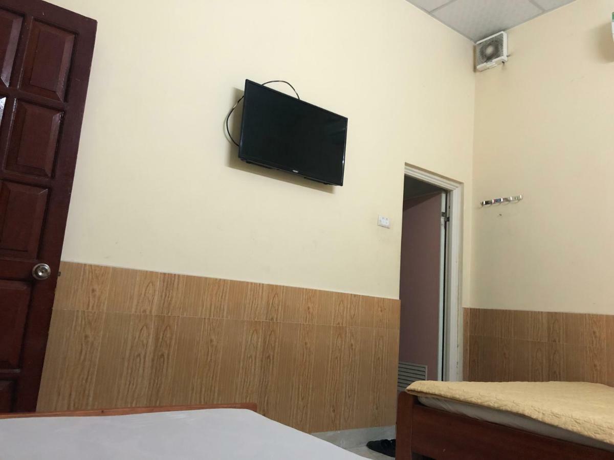 V A Motel Hai Phong Exterior photo